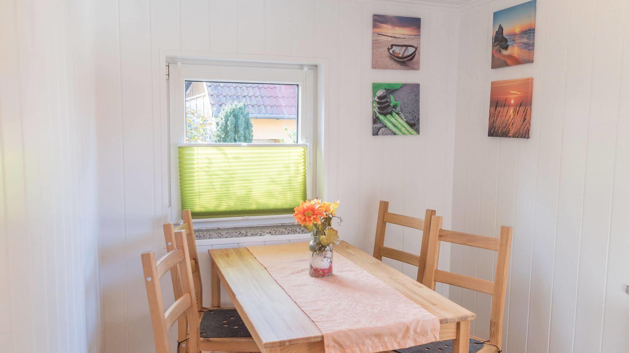 Ferienhus Baabe FeWo 01 Terrasse, Sauna- und Schwimmbadnutzung im AHOI Sellin Exterior foto