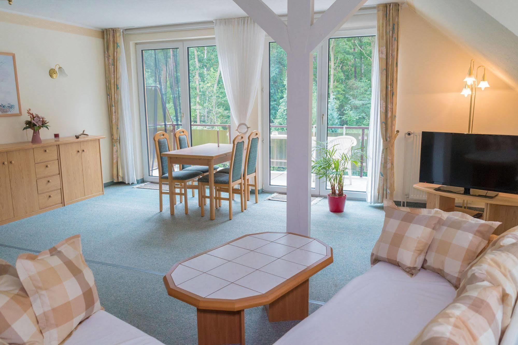Ferienhus Baabe FeWo 01 Terrasse, Sauna- und Schwimmbadnutzung im AHOI Sellin Exterior foto